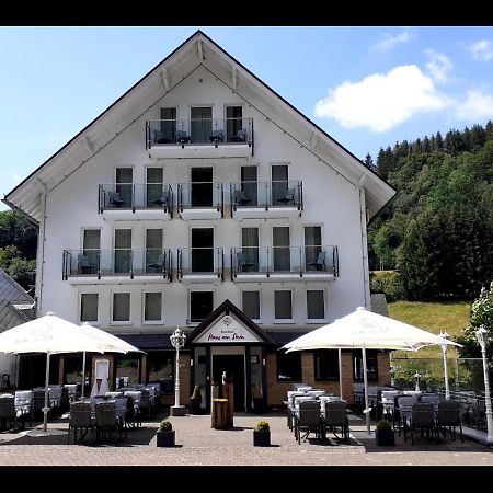 Hotel Haus Am Stein Winterberg Exterior photo